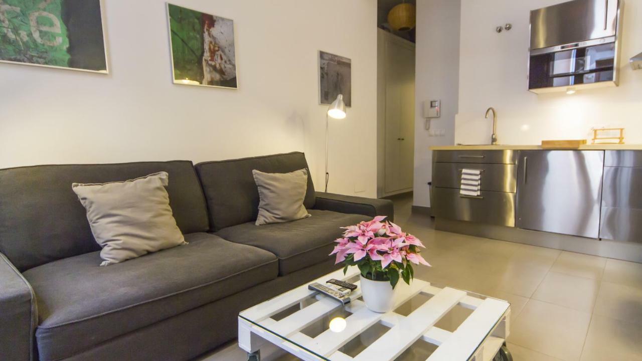 Apartamentos Malaga Picasso エクステリア 写真